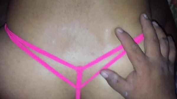 thumb pink thread