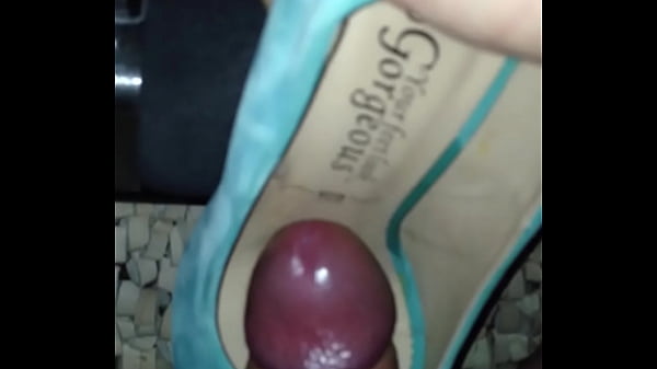 Cum in girlfriends shoes