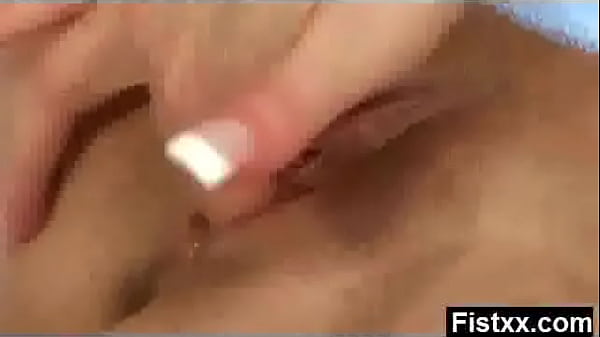 MILF Fisting And In Vibrant Porno