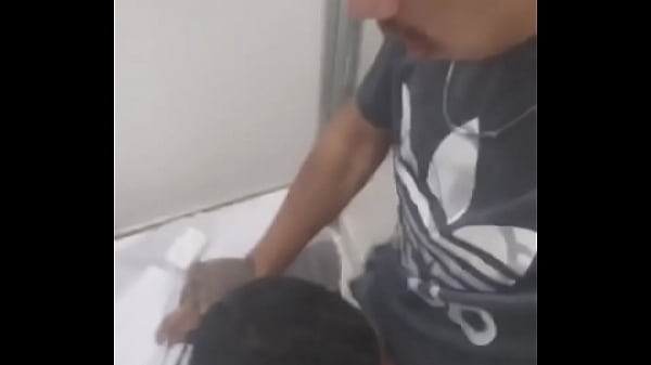 Download Video - O m&eacute;dico pediu pra analisar minha pica