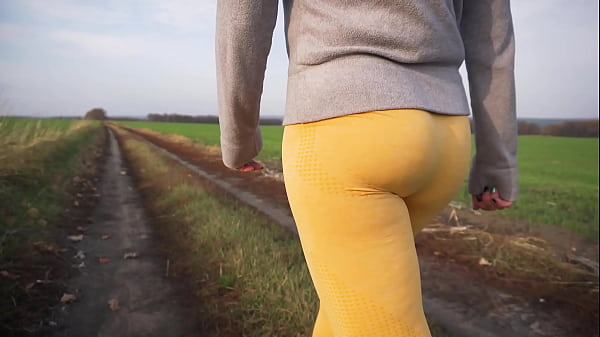 Voyeur Of Women Walking Outdoors In Tight Yoga Pants