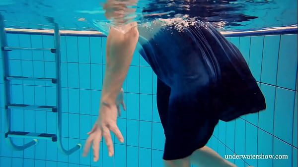 porn in the pool puss must get bust