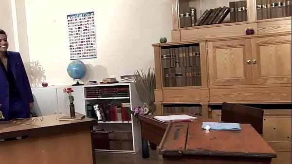 Lesbians Aletta Ocean And Amanda Bleack Fuck After Their College Lit Class