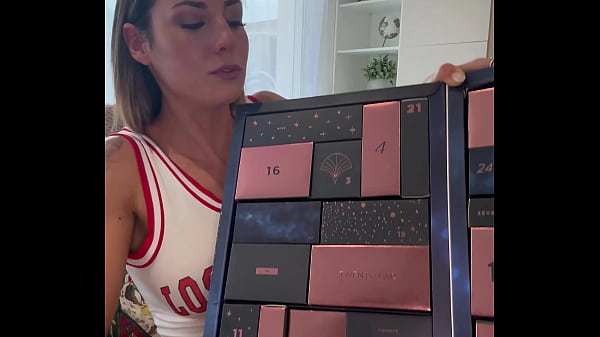 Case n°6 : Un Jeu de Cartes à Deux... Je Vais Quand Même Te Chauffer En Solo