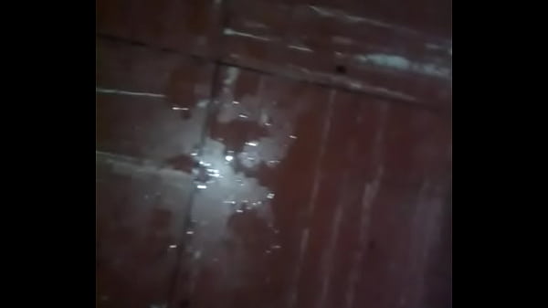 Download Video - Me hacen mojarme