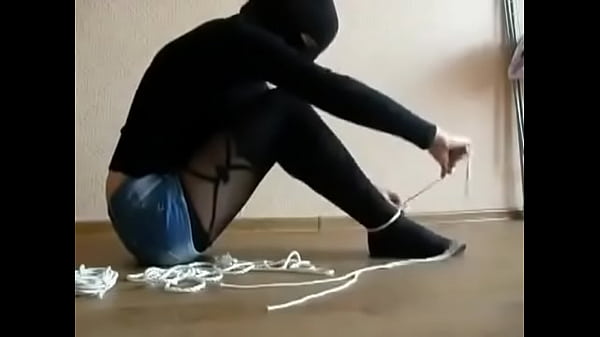 self bondage tuto feet