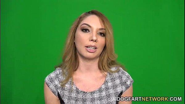 Having Fun With Kiki Daire Behind The Scenes