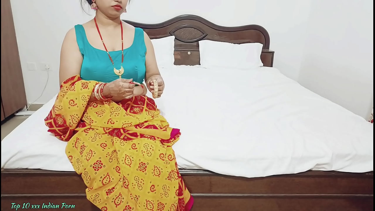 Dost Ki Sexy Mummy! Friends Hot Stepmom Sex