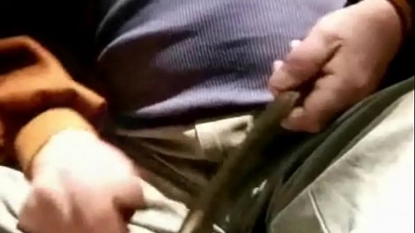 698-teenies-cumshot