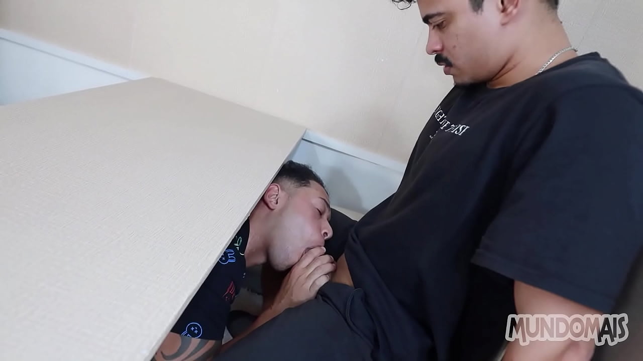 ¡Reservé un restaurante sólo para follar con mi novio!
                    blowjob gay new bareback big cock muchos negros