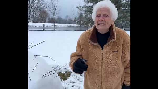 Aunty advertisement big cock