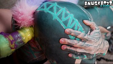 FEMDOM CATPLAY dominatrix playing WITH TATTOOED cosplayer with BUTT PLUG