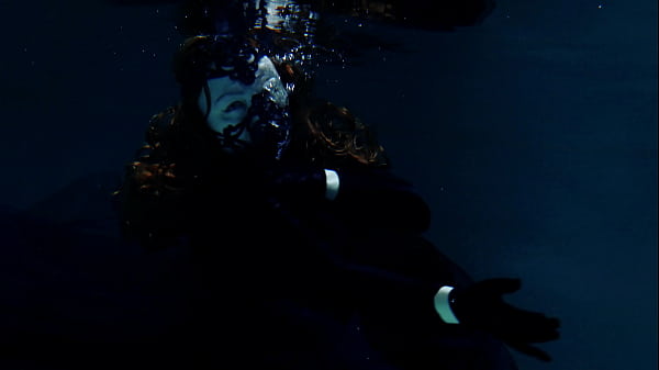 gothic underwater shooting in swimmimg pool!