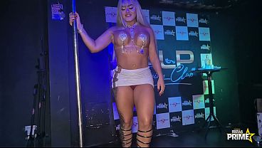 Fan at Prime Party gets cum in the face from go-go dancer.