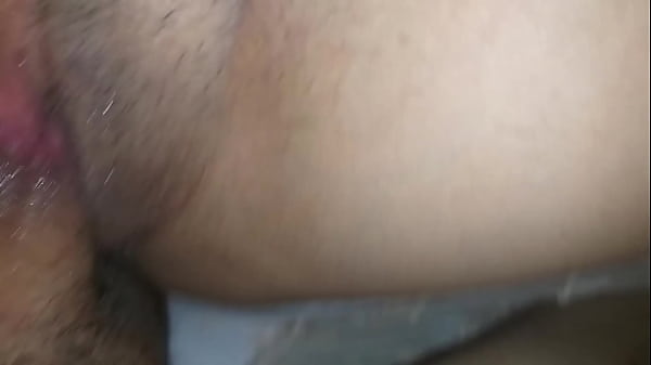Download Video - Fucking my young girlfriend without a condom&comma; I end up in her little wet pussy &lpar;Creampie&rpar;&period; I make her squirt while we fuck and record ourselves for XVIDEOS RED