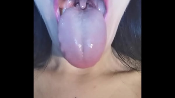 Cute teen would love to have you in her pretty mouth HD (with sexy female dirty talk)