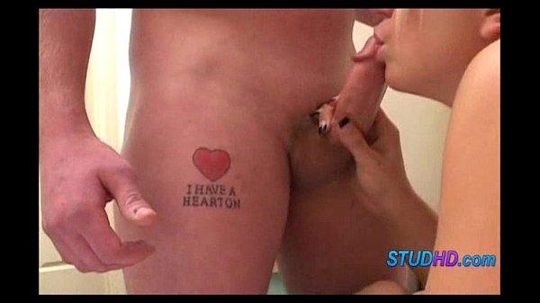 Hot babe fucks stud 0820