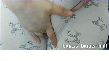 CAMEL TOE- PUSSY İN PAJAMAS-MASTURBATE İN PAJAMAS