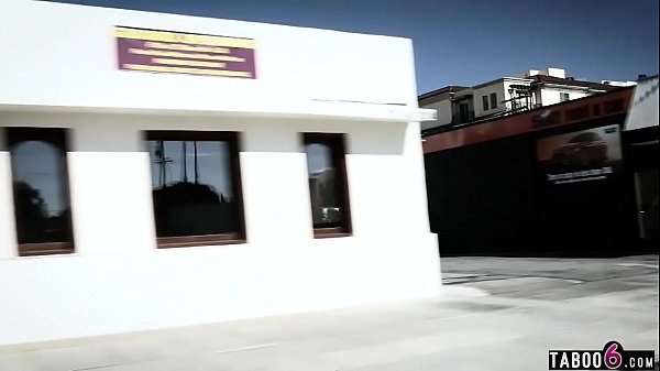 Cop and a j. get two teen girls to fuck with them