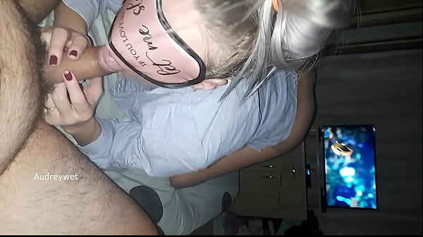 Old guy and sexy babe left alone at home - Cum on Tits