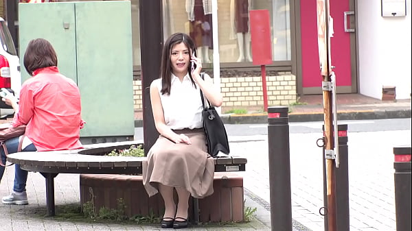 Super Masochistic Life Insurance Lady Nanami Hirose 40 Years Old First Shooting Forty Something Wife AV Debut!