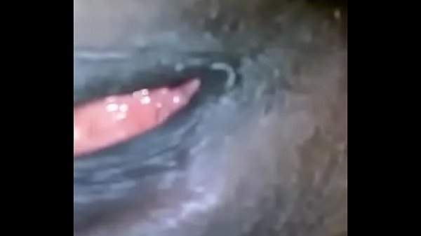 Bad bitch squirting for E
