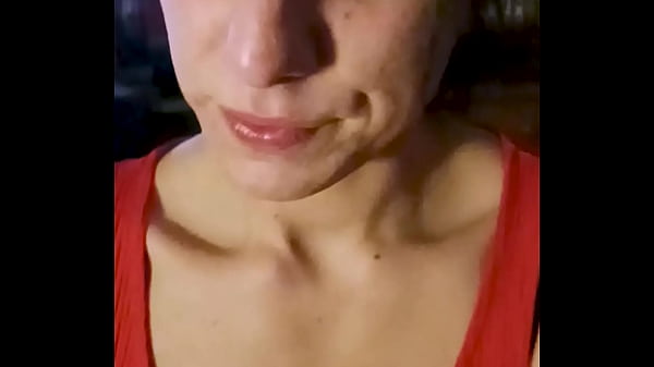 Dark Hair Beauty Spreads her Asshole and Sucks ...