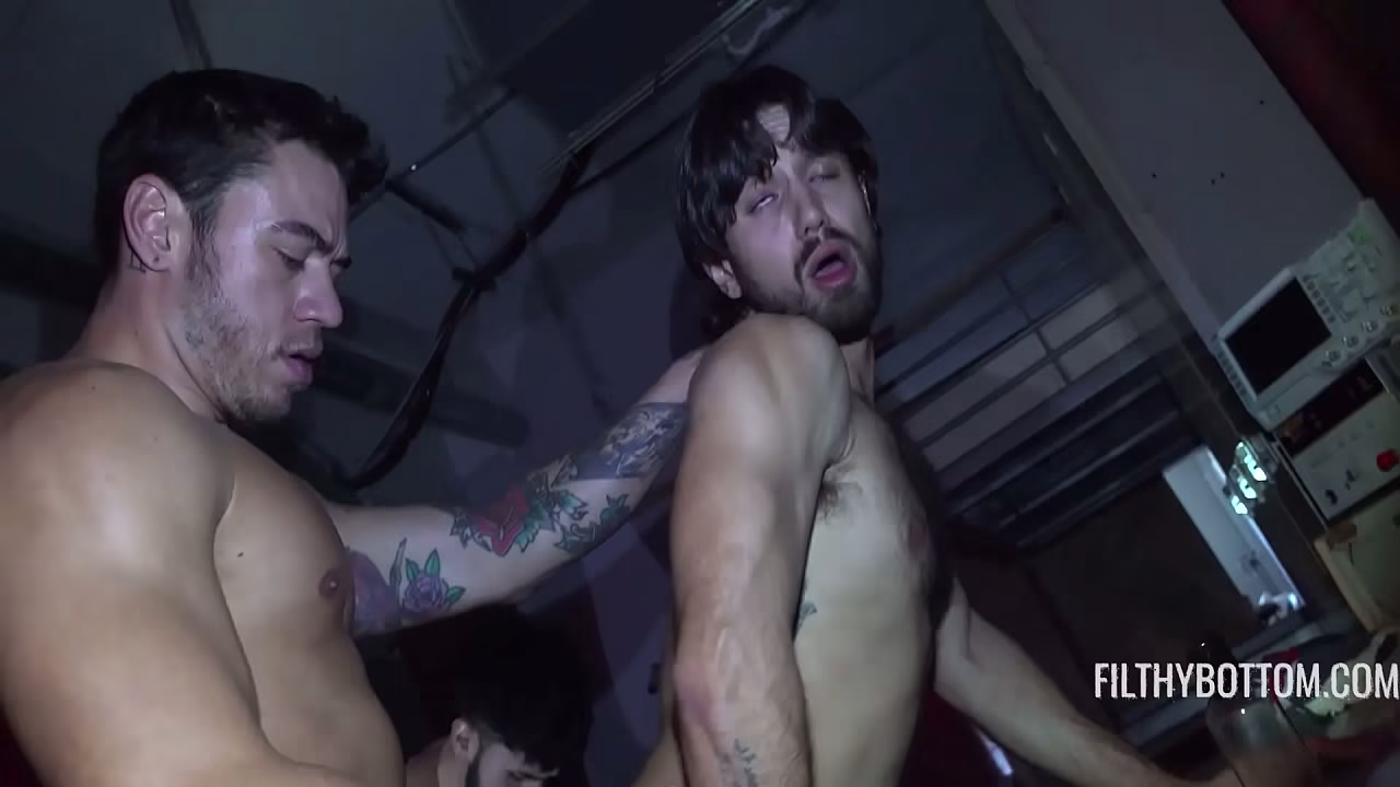 El apocalipsis exige orgías todo el tiempo.
                      anal hardcore rough gangbang gay twink dom sub pride month muchos negros