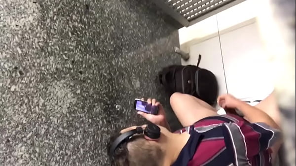 Download Video - Banheiro do Supermercado SP