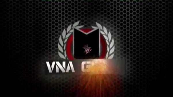 Sexy Feet MILF Sara Jay Spreads Her Thick Legs & Masturbates!