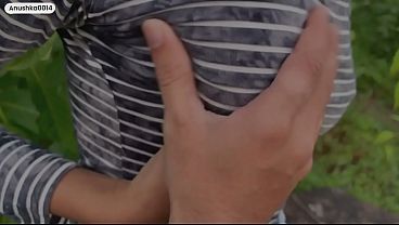 インド人が早朝に彼氏に膣を犯されるのを楽しむ