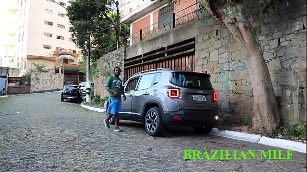 Valet driver had sex with his boss in the middle of the street (FULL VIDEO ON RED/SHEER)
