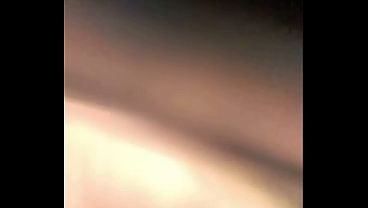 Negro amante transando com a casada da buceta de grelo grande ficando arrombada pro marido.