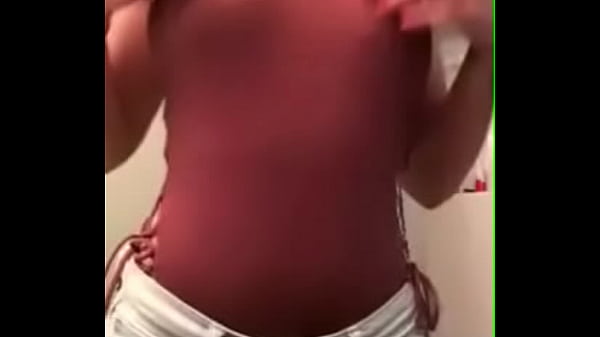 Girl shows her body