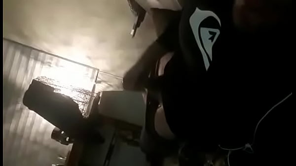 Hand job amazing cum Mi tío me envía un vídeo x...