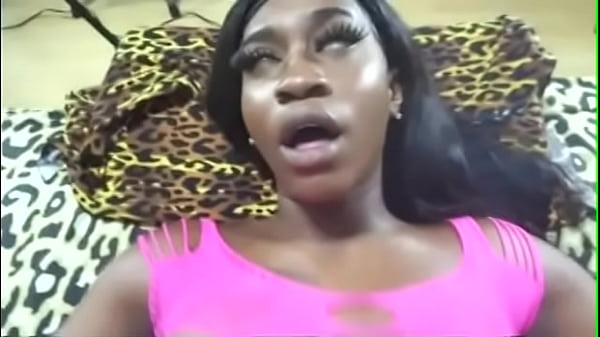 FRESH FACE FIRST TIMER 18YO EBONY FEELS THE ITALIAN POUND MACHINE MAXXX LOADZ HARDCORE XXX PUSSYPOUNDING SEX