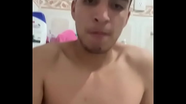 thumb pulling it