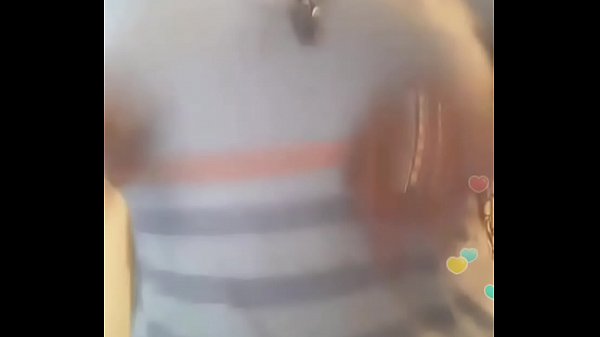 Hot desi indian bhabi shaking her sexi ass &boobs on bigo live...2