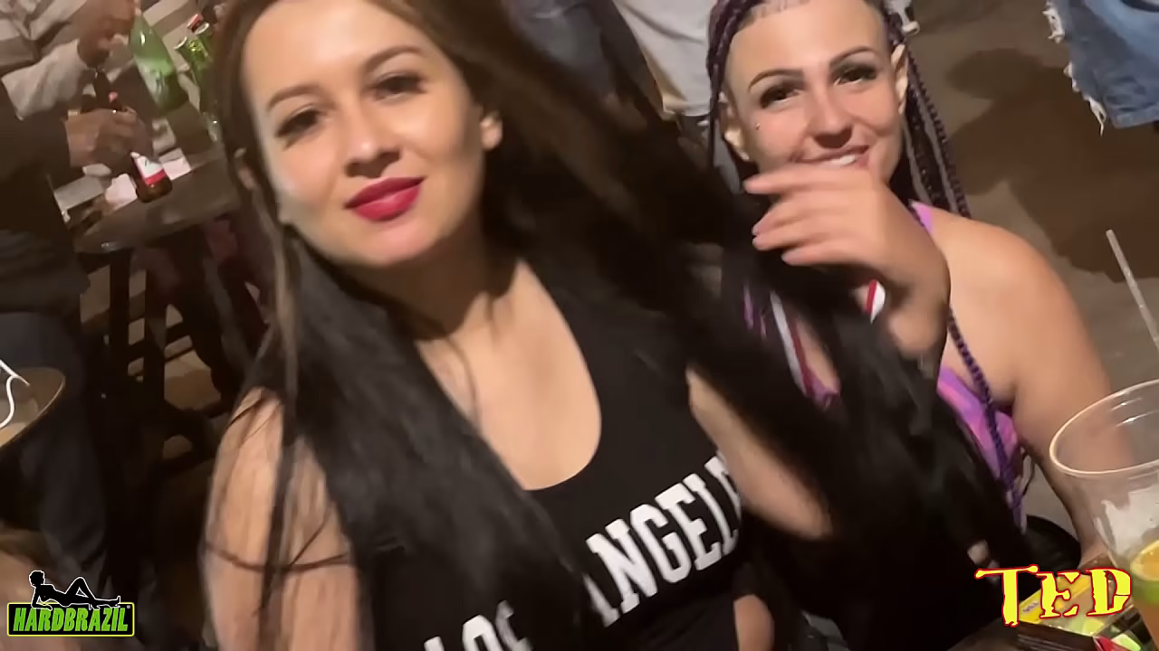 Había una prostitución en medio de la pagoda en la quebrada - Dai Da Praia - Nicole Brasil - Casal Dna - Dnox Brasil - Camila Prado - Paulinho Da Praia Grande
                           latina brazilian amateur muchos negros