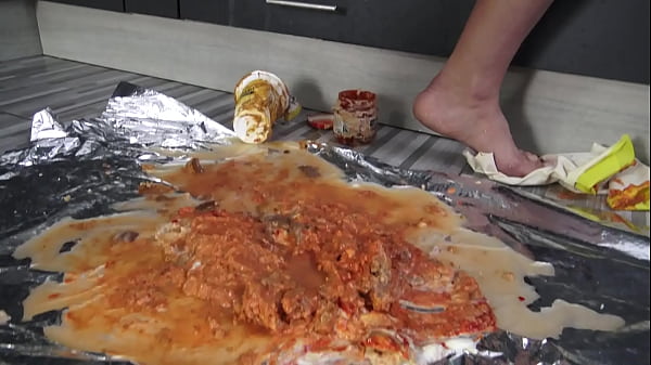 Goddess Perfecta's lunch package for pig gourmets!