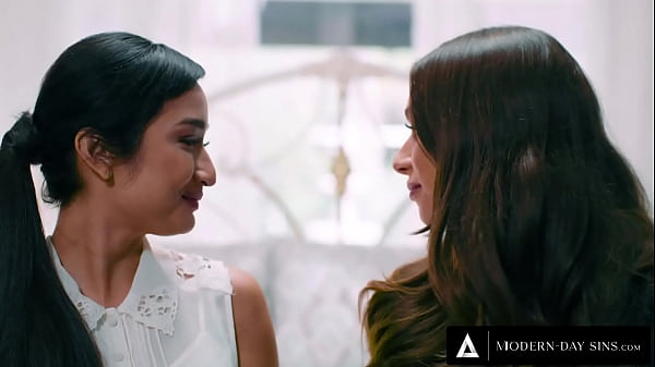 MODERN-DAY SINS - Real Estate Agent Walks In On Interracial Lesbian Couple Passionately Fucking!