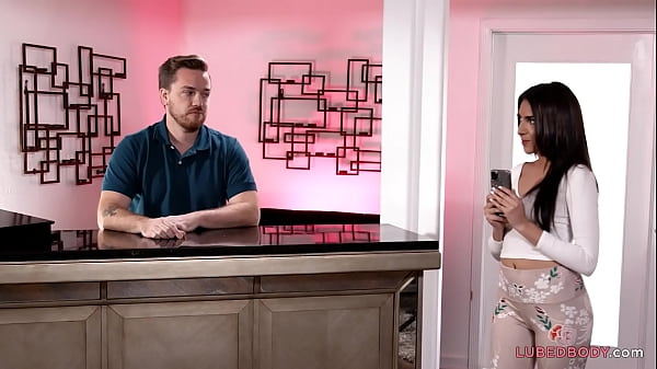 Monster cocked masseur fucks his partner - Hime Marie, Kyle Mason