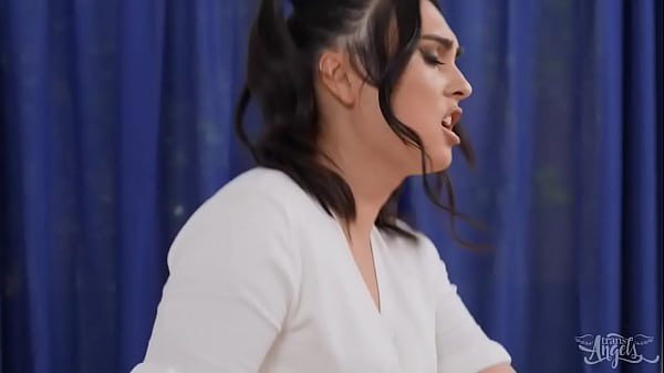 round bubble butt women fucked then pooping
