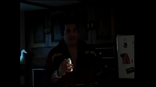 Elder man came when 19 year old peacherino was fingering her wet pussy