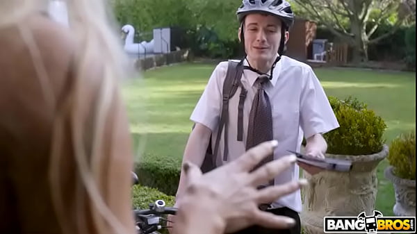 Blonde Rebecca Jane attacks full video: https://zo.ee/6Cy8y