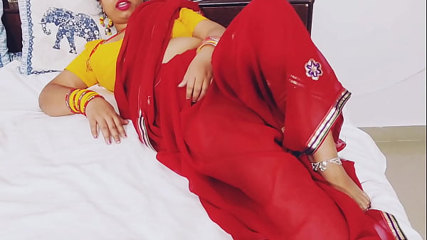 Download Video - Beautiful bhabhi hot xxx sex with secret lover&excl; with clear hindi audio