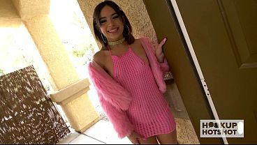 Cute Hottie Aria Valencia Enjoys Getting Her Pussy Sucked!