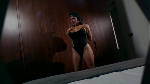 Sheila Ortega Can Make A Man Hard For Her Curvy Body