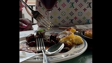 Fijii eating all the sticky ribs lmao I love her