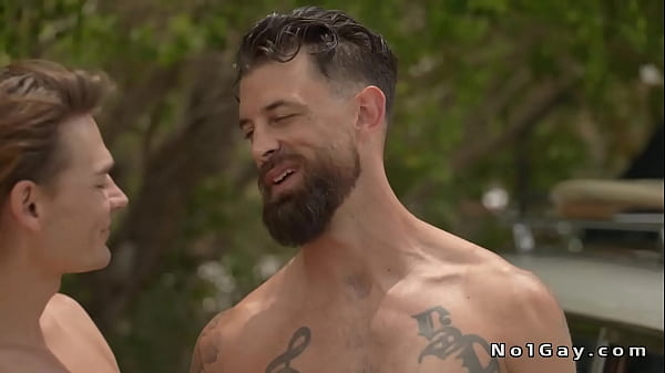 Gay surfers anal fucking after catching a few S...